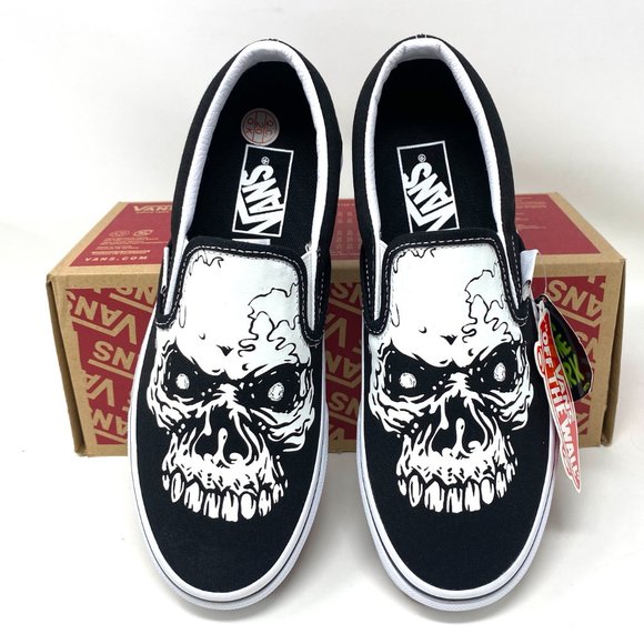 Vans Shoes - 🎁 Santa Class Deal 🎁 VANS Classic Slip-On Tm Glow Skulls Black Womens Size 6.5